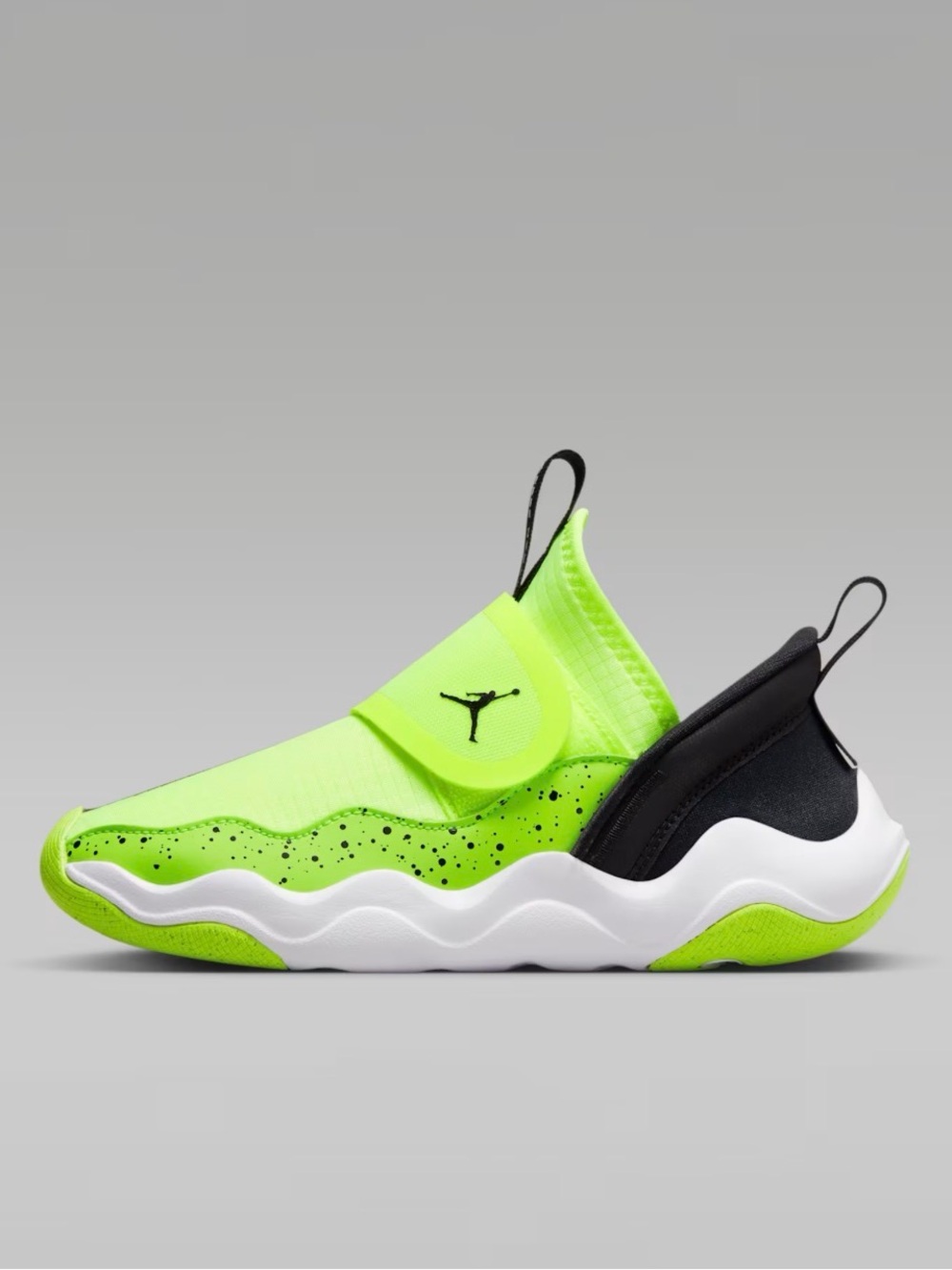 Jordan Nike 23/7 Volt White Black Neon Toddler 9 Sneaker NWOT